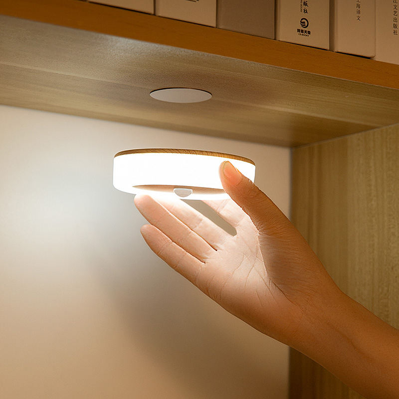 USB charging human body induction lamp smart home wardrobe lamp（VY07-001）
